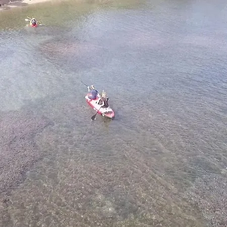 Apartamento T3 Vue Les Pieds Dans L'eau, Piscine, Clim Hyères