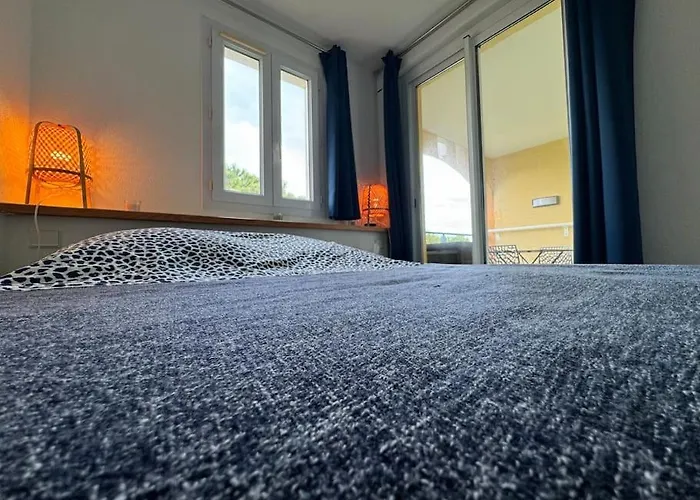 T3 Vue Les Pieds Dans L'eau, Piscine, Clim *